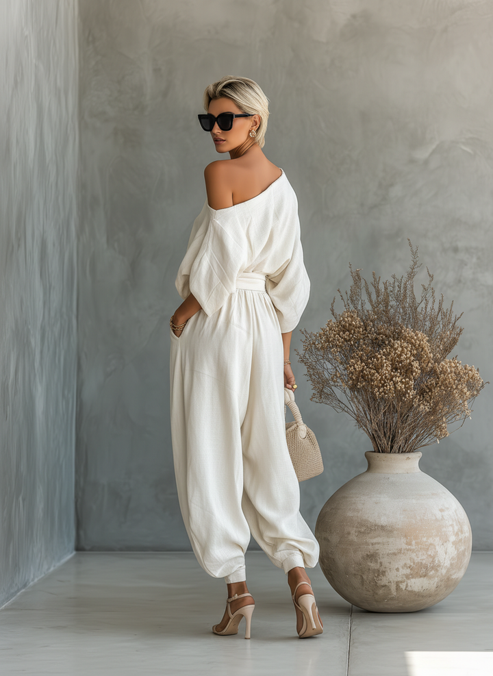 Linen set in off-shoulder look – pants